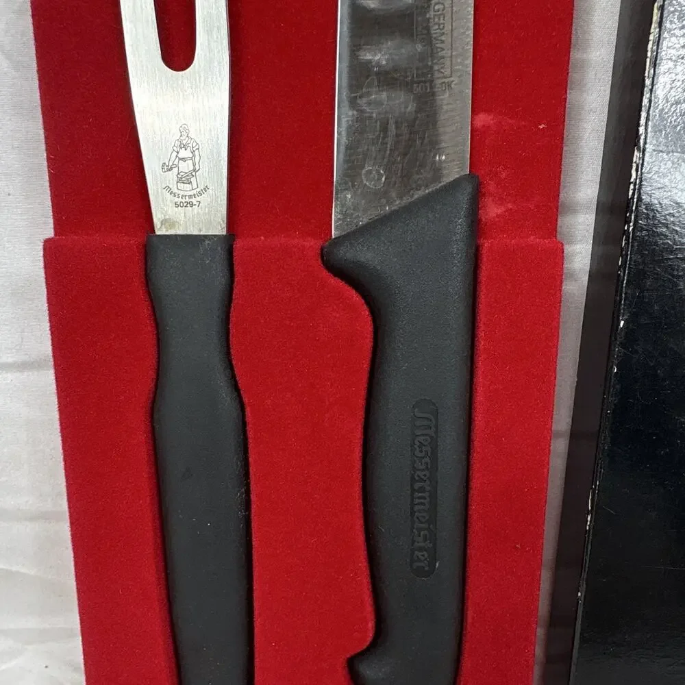 Messermeister 2pc Carving Set 8in Slicing Knife 5011-8K & Fork 5029-7
